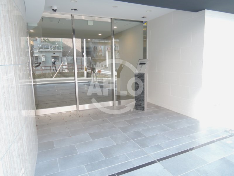 エントランス　ラシュレエグゼ天王寺　エントランス