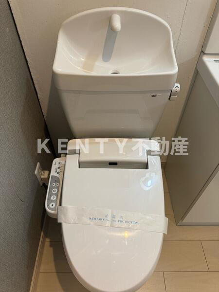 トイレ　清潔感のあるトイレです
