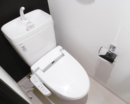 トイレ　ウォシュレット付♪