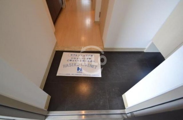 玄関　ミュプレ北浜　玄関