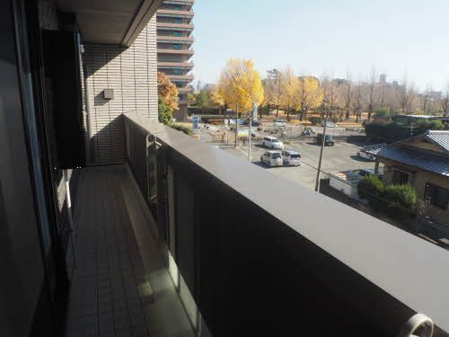 バルコニー　バルコニー