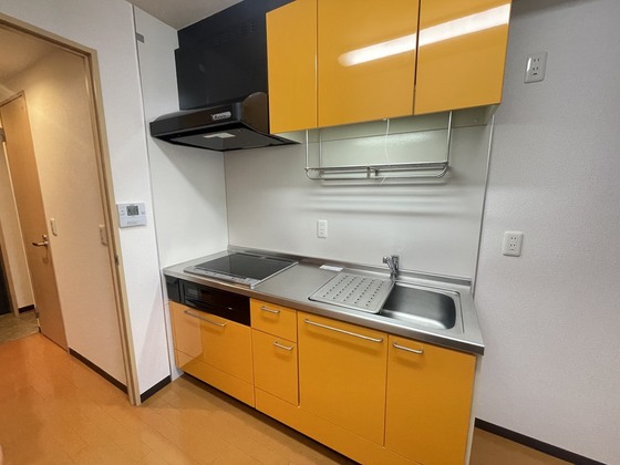 キッチン　※別部屋の写真です