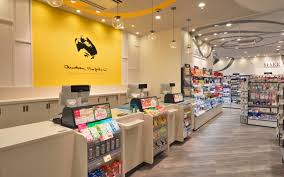 ドラックストア　アインズ＆トルペ浅草ROX店（ドラッグストア）まで389m