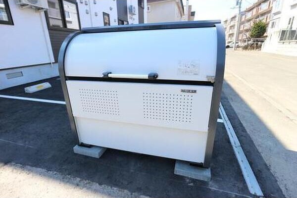 その他共有部分　敷地内ゴミ置場もございます！