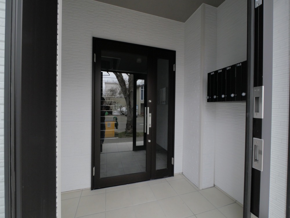 エントランス　オシャレなエントランスです♪