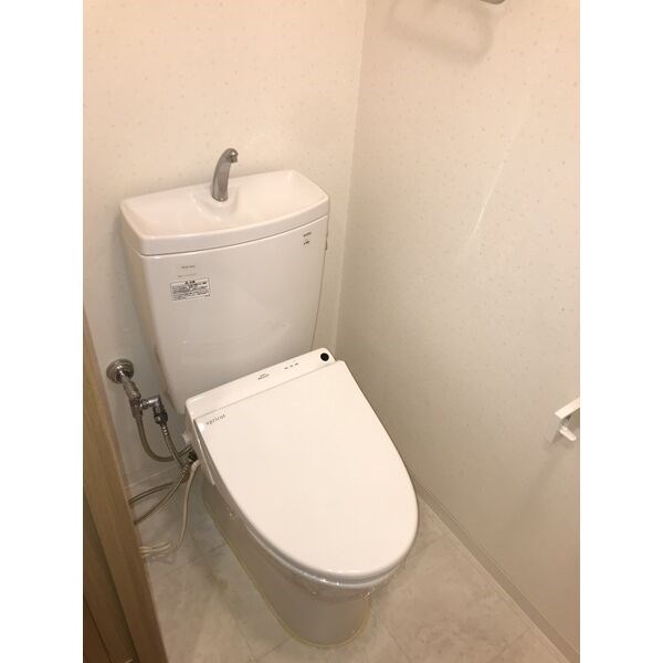 トイレ　イメージ