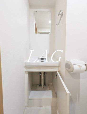 洗面設備　独立洗面台です。