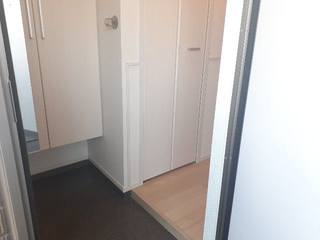 玄関　ゆったりとした玄関です