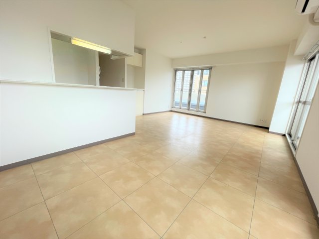 居室・リビング　※別号室参考画像