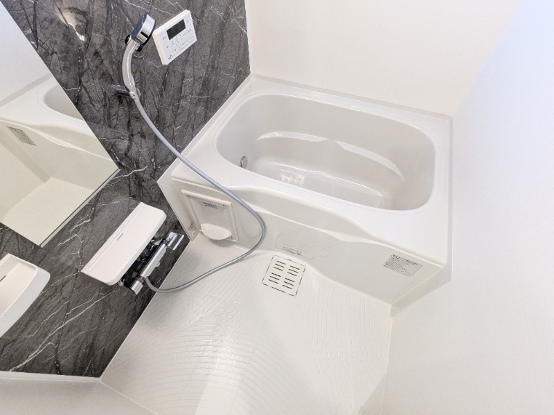 バス・シャワールーム　図面と現状に相違がある場合には現状を優先