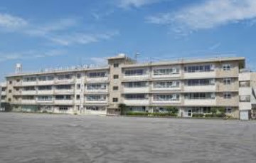 中学校　川崎市立南大師中学校（中学校）まで1617m