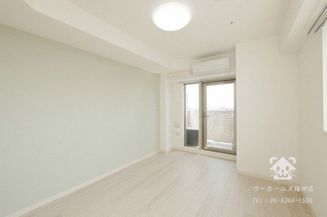 居室・リビング　明るい洋室です