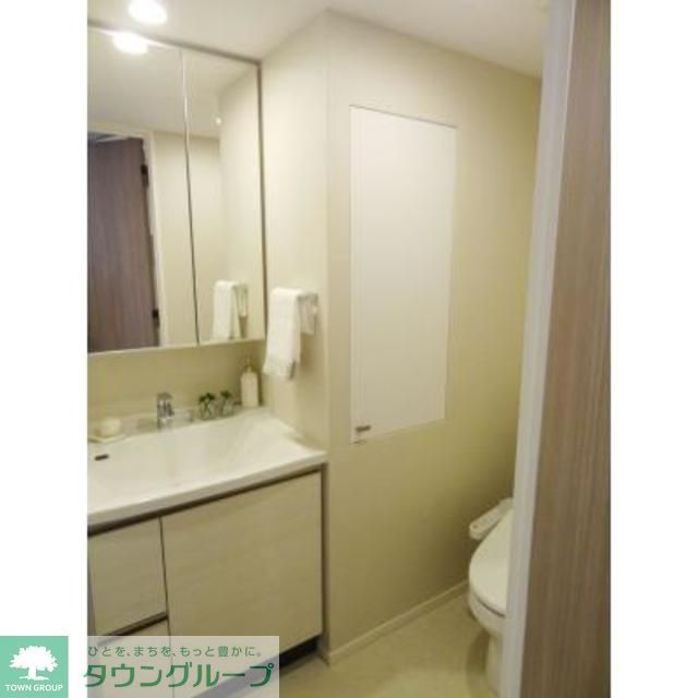 洗面設備　※写真は同タイプ住戸です。