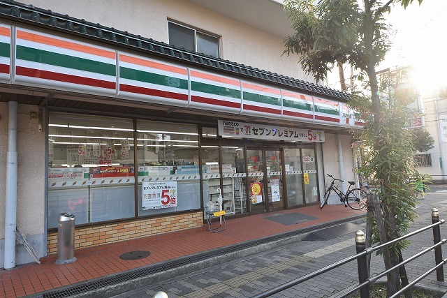 コンビニ　セブンイレブン　大阪アメニティパーク前店（コンビニ）まで328m