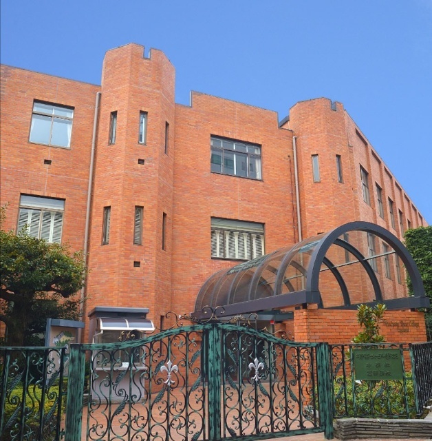 高校・高専　私立頌栄女子学院高校（高校・高専）まで468m