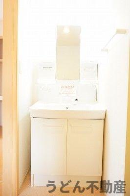 洗面設備　うどん県のお部屋探しはうどん不動産へ うどんちゃんとLINE