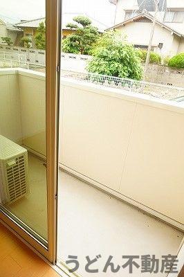 バルコニー　うどん県のお部屋探しはうどん不動産へ うどんちゃんとLINE