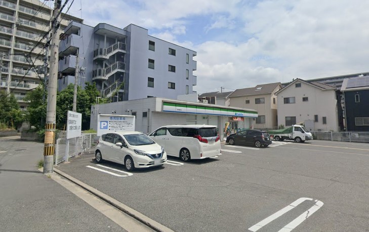 コンビニ　ファミリーマート堺常磐町店（コンビニ）まで141m