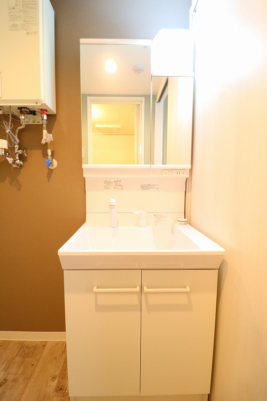 洗面設備　シャンプードレッサー完備☆