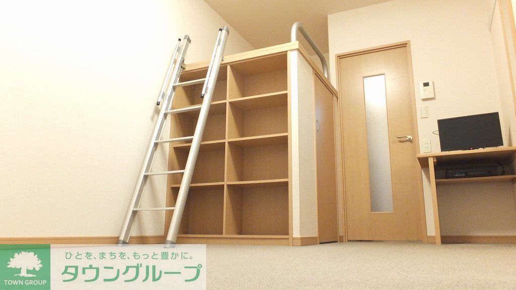 居室・リビング　家具家電付き