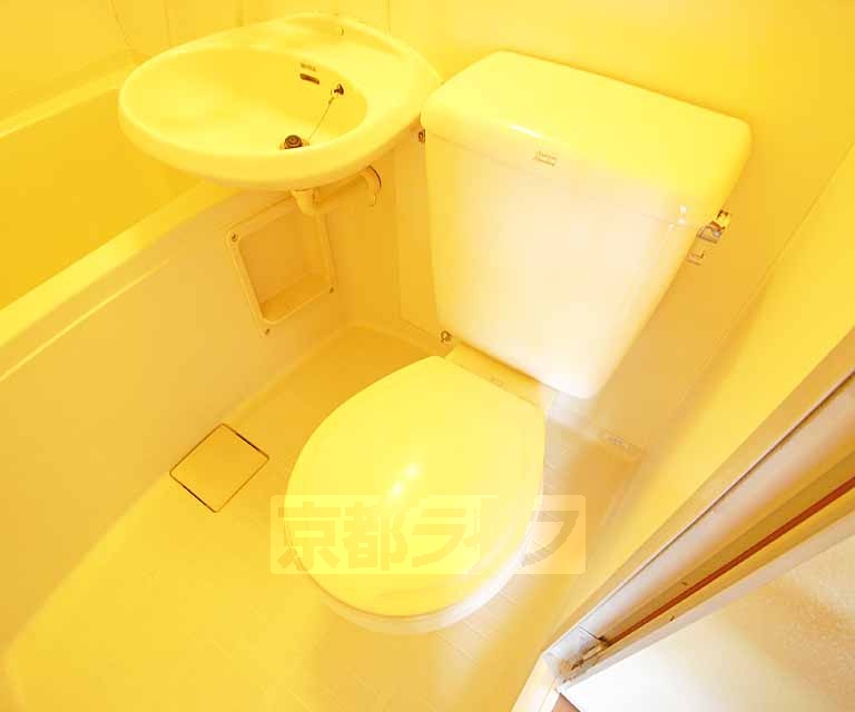 トイレ　ユニットバスのトイレです