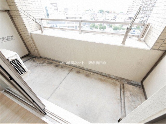 バルコニー　※同仕様写真となります。