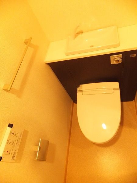 トイレ　★見学希望等はタウンハウジング中央林間店までお気軽に♪★