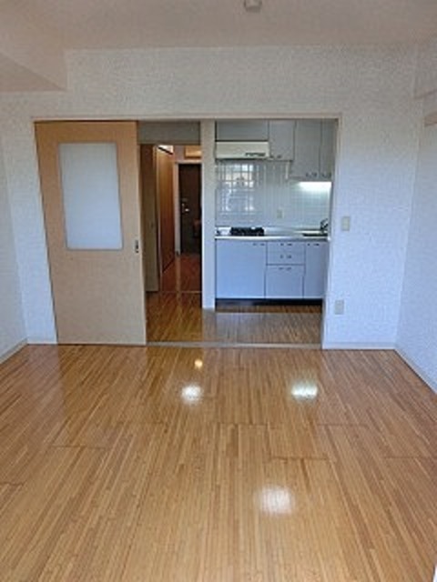 居室・リビング　※現況優先となります。