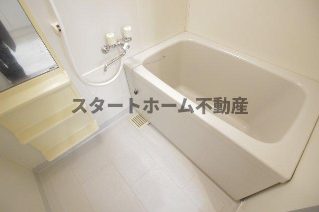 バス・シャワールーム　日々の暮らしに欠かせないお風呂です