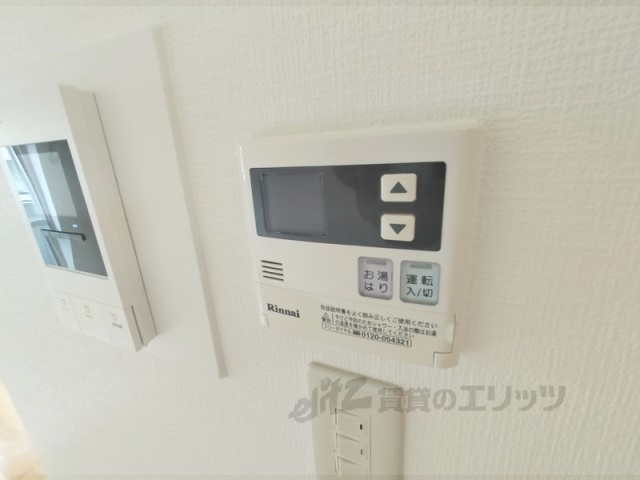 その他設備　給湯器リモコン