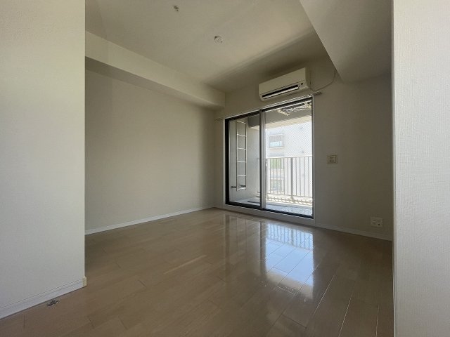 居室・リビング　ゆったりとした居間です