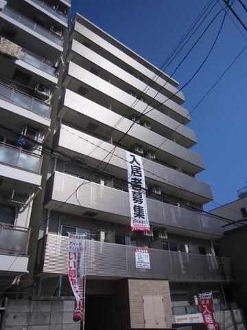 建物外観　重厚感溢れる外観