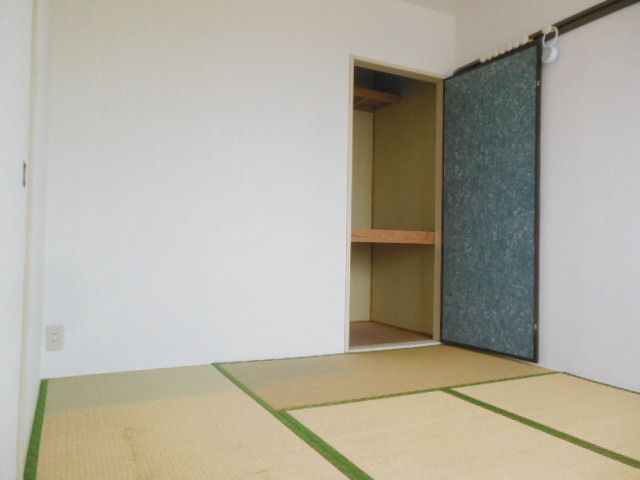 その他部屋・スペース　★6帖のキレイな和室です★