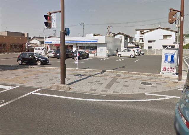 コンビニ　ローソン岡山西崎1丁目店（コンビニ）まで311m