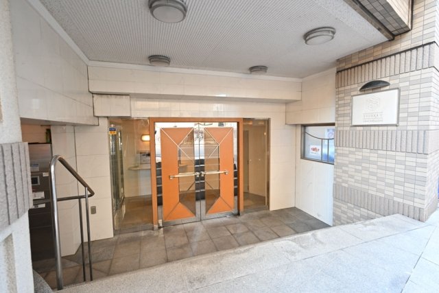 ロビー　建物の内部です