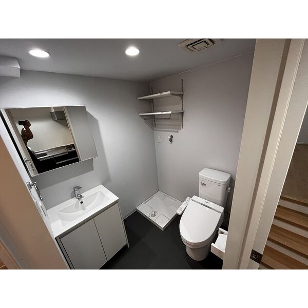 洗面設備　※このお写真は同物件の別のお部屋のお写真です。