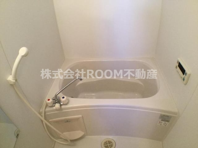 バス・シャワールーム　ゆったり過ごせるお風呂です