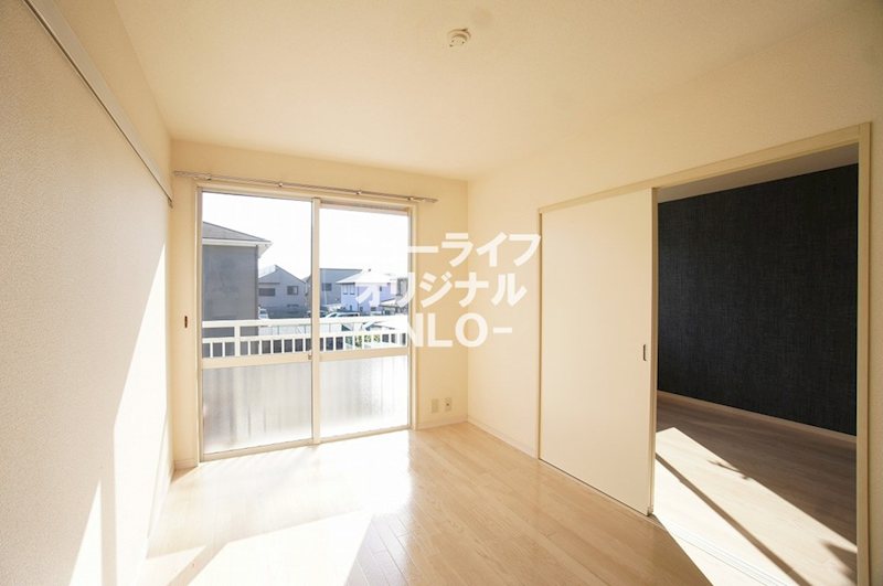 居室・リビング　※同建物他部屋になります。現状優先です。