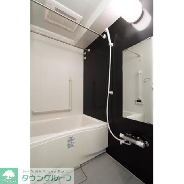 バス・シャワールーム　※写真は同タイプ住戸です。