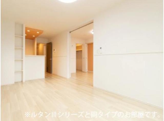 居室・リビング　※建設中のため参考写真です。