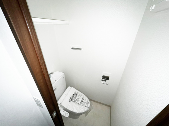 トイレ　※別部屋の写真です