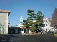 中学校　静岡市立清水第八中学校（中学校）まで162m