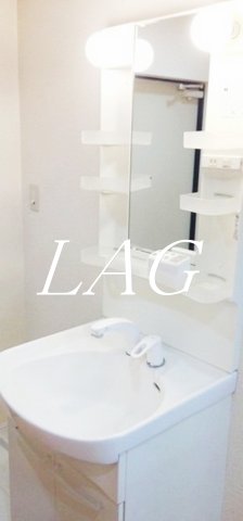 洗面設備　洗面台です。
