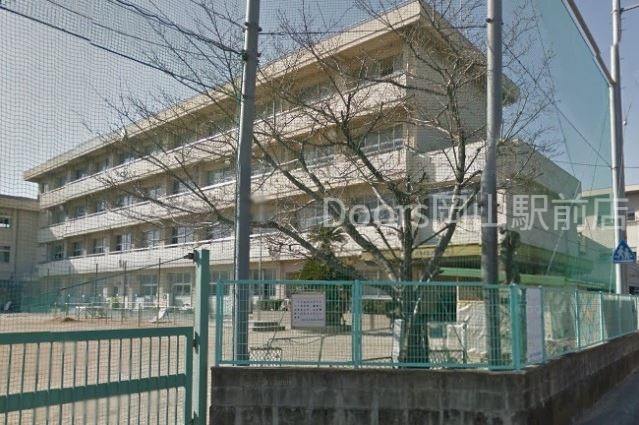 小学校　岡山市立妹尾小学校（小学校）まで1174m