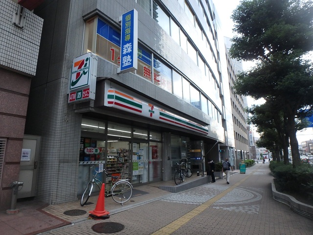 コンビニ　セブン－イレブン　大宮ソニックシティ前店（コンビニ）まで700m