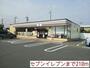 コンビニ　セブンイレブン（コンビニ）まで210m