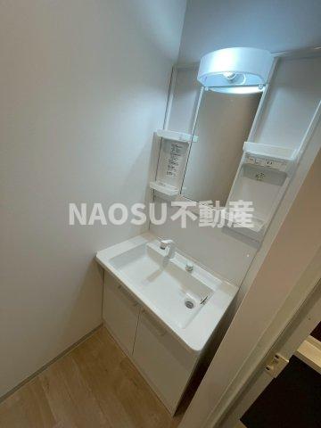 洗面設備　使いやすい洗面所です