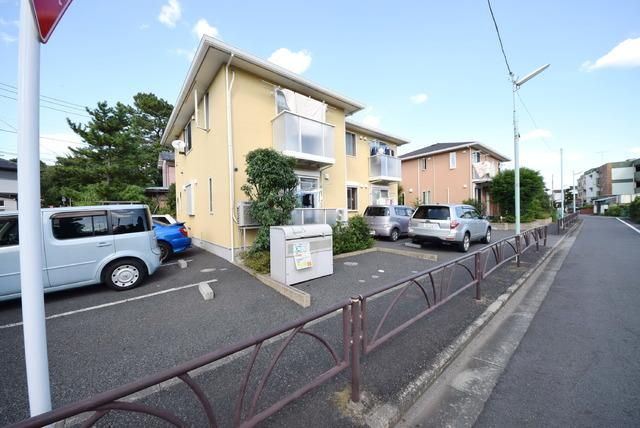 駐車場　敷地内駐車場