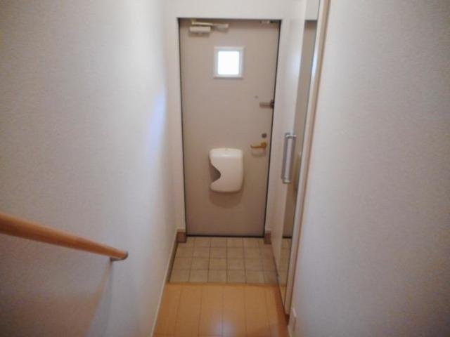玄関　収納もある玄関です