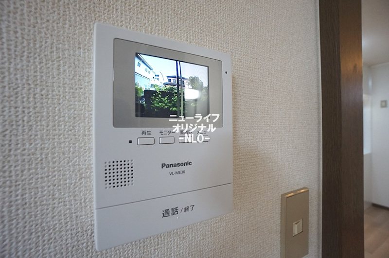 セキュリティ　突然の来訪者にも安心のＴＶモニター付きインターホン